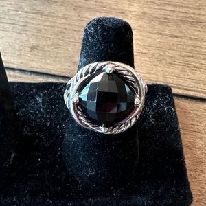 David Yurman Onyx infinity ring. Size 6 1/4..
